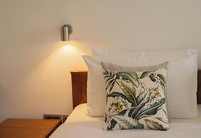 Palm Holiday Apartments