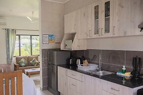 Palm Holiday Apartments