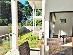 Palm Holiday Apartments