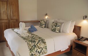 Palm Holiday Apartments