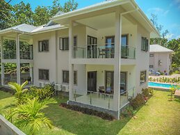 Palm Holiday Apartments