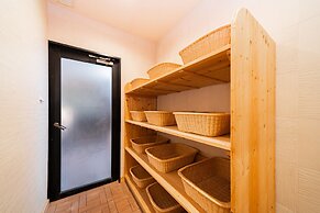 E JOY INN-East Nipoori Branch