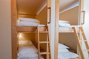 E JOY INN-East Nipoori Branch