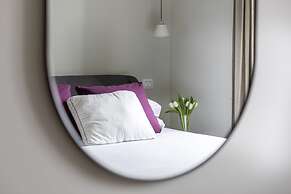 Colosseo Road by Hili