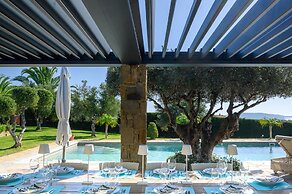 Methoni Paradise Villa for 10 & Pool