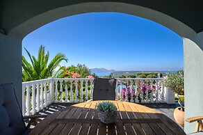 Methoni Paradise Villa for 10 & Pool