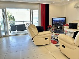 Wonderful 3 bed Duplex in Sought After Prime Community