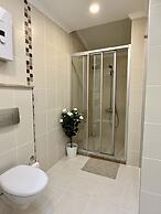 Wonderful 3 bed Duplex in Sought After Prime Community