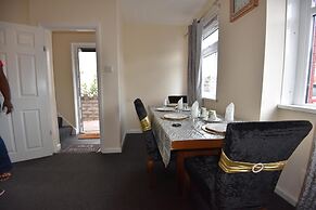 Gorgeous 3 Bedroom House Near Cardiff City Center