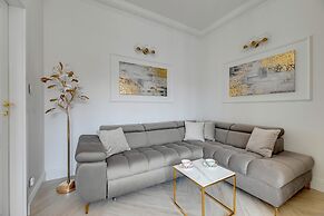 Lion Apartments - The Palace premium apartment with Old City & River V