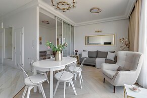 Lion Apartments - The Palace premium apartment with Old City & River V