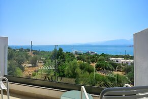 Roots Suites in Crete