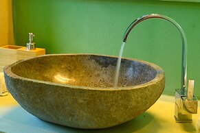 Roots Suites in Crete