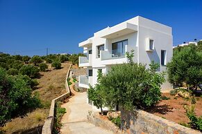 Roots Suites in Crete