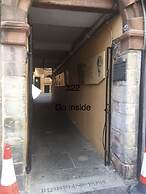 2-bed Historic Apartment in old Town Edinburgh