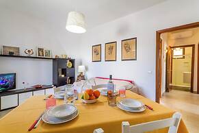 Villetta Bel Mare with garden near sea