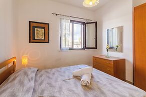 Villetta Bel Mare with garden near sea