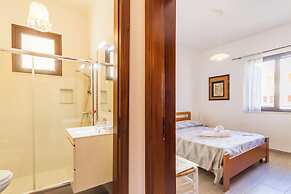 Villetta Bel Mare with garden near sea