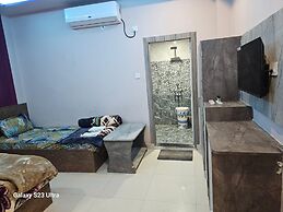 Goroomgo Kashi Inn Raj Ghat Varanasi