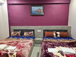 Goroomgo Kashi Inn Raj Ghat Varanasi