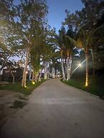 Nomads Homestay Sriracha