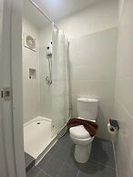 Nomads Homestay Sriracha