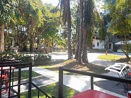 Nomads Homestay Sriracha