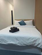 Nomads Homestay Sriracha