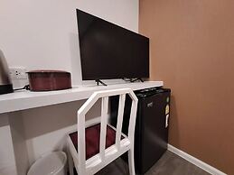 Nomads Homestay Sriracha