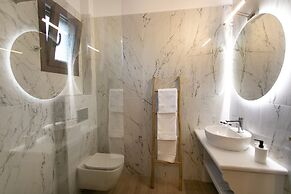 Michelangelo Suites and Apartments