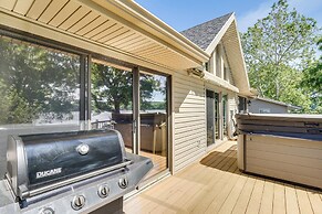 Retreat w/ Dock & Views in Lake of the Ozarks