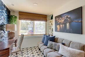 Chic Joplin Cottage w/ Patio < 3 Mi to Town!