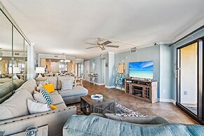 Inlet Reef 515 2 Bedroom Condo by RedAwning