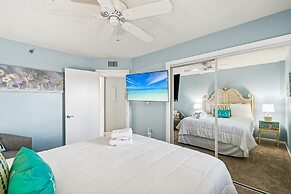 Inlet Reef 515 2 Bedroom Condo by RedAwning