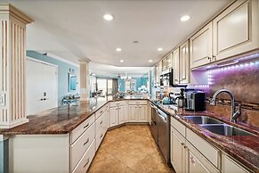 Inlet Reef 515 2 Bedroom Condo by RedAwning