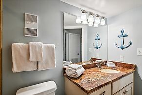 Inlet Reef 515 2 Bedroom Condo by RedAwning