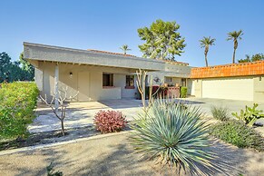 Pet-friendly Palm Desert Retreat: Golf Course View