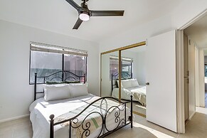 Pet-friendly Palm Desert Retreat: Golf Course View