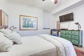 Dauphin Island Condo: Beach & Hot Tub Access!