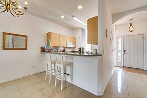 10 Mi to Wdw: Gated Townhome w/ Themed Rooms!