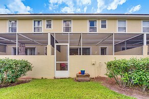 10 Mi to Wdw: Gated Townhome w/ Themed Rooms!