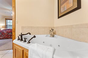 Lazy Jc Lodge 4 Bedroom Lodge by RedAwning