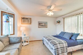Lakefront Pelican Rapids Cabin w/ Boat Dock!