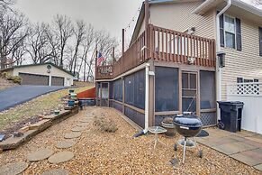'foxes Den' w/ Hot Tub, Pool Table & Fire Pit!