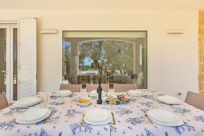 3703 Borgo Dulcedo by Perle di Puglia