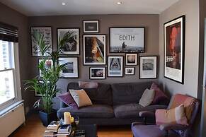 Contemporary 2BD Flat 4 Mins to Finsbury Park!