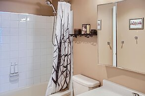 Ponderosa Inn by Okanagan Premier