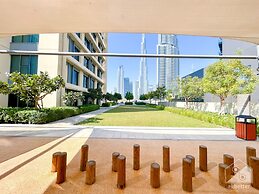 Lux Burj Royale Full Burj Khalifa & Fountain View