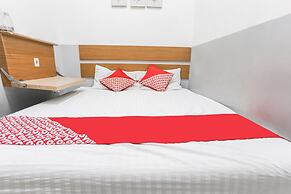 OYO 93584 RukotelNearICE BSD