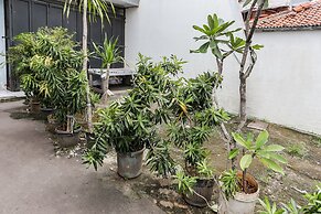 OYO 93584 RukotelNearICE BSD